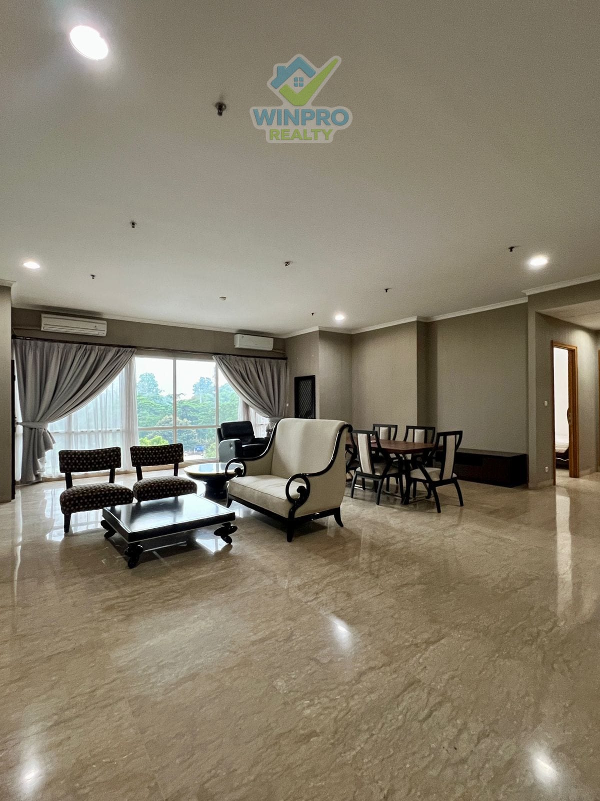 Apartemen Senayan Residence Combined Unit