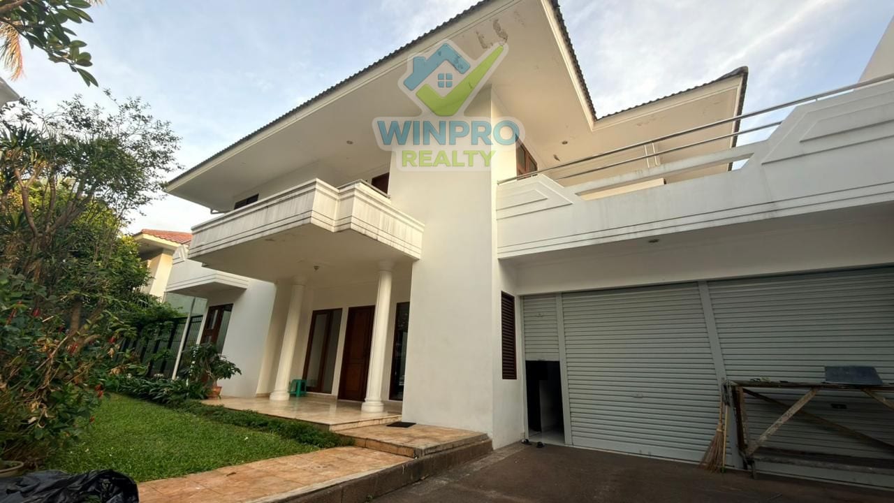 Rumah Mewah 2 Lantai Permata Hijau