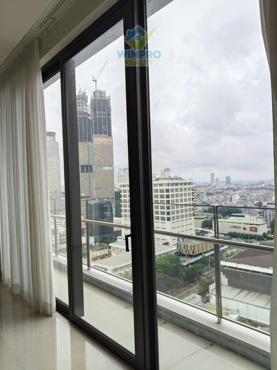 Apartemen Pakubuwono Menteng High Floor Corner