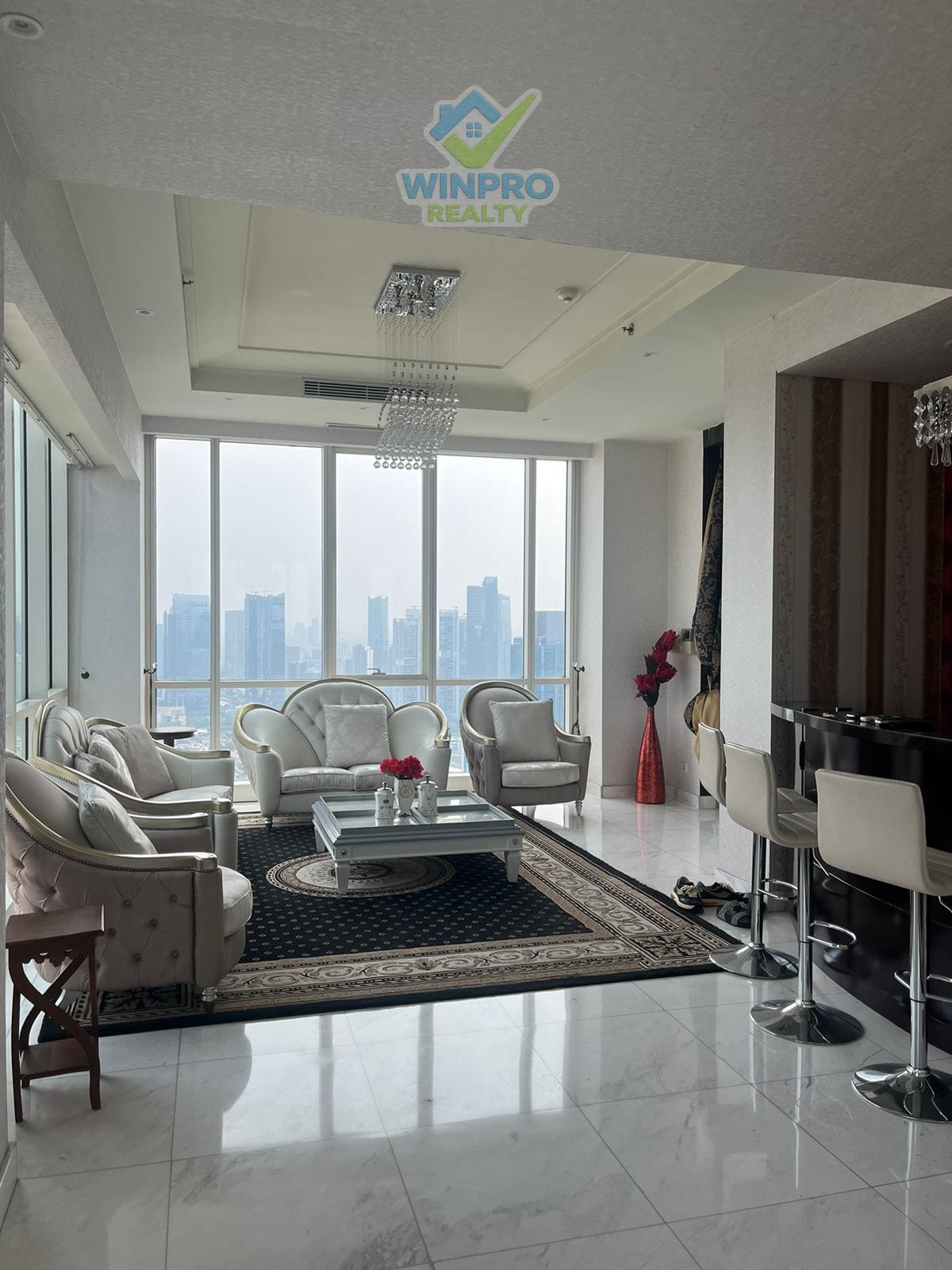 Disewa The Peak Residence - 4 BR High Floor, Private Lift