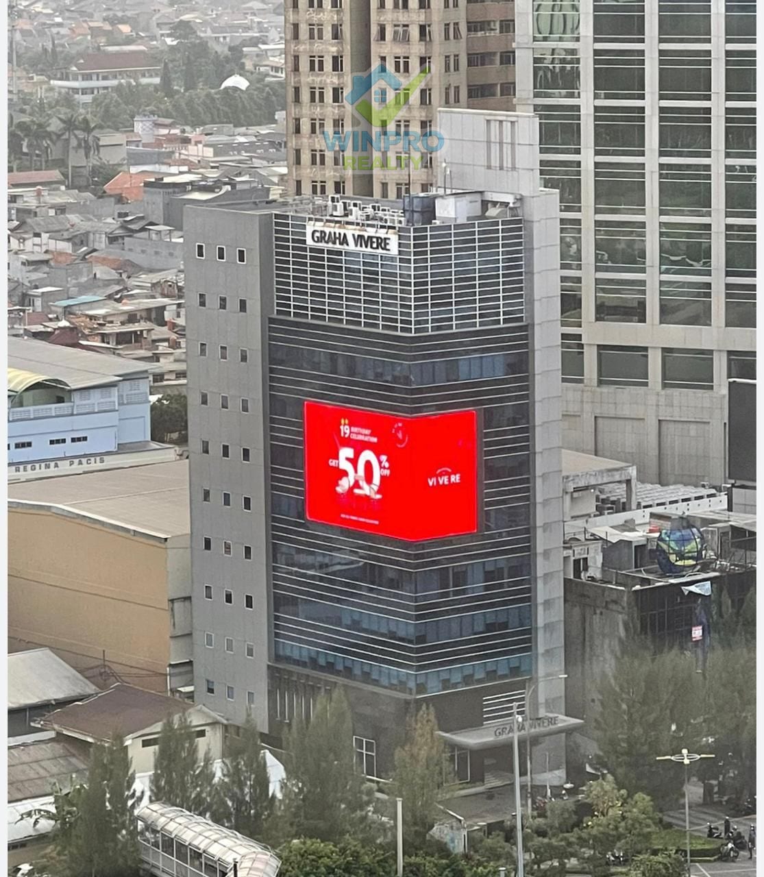 Gedung Kantor Graha Vivere