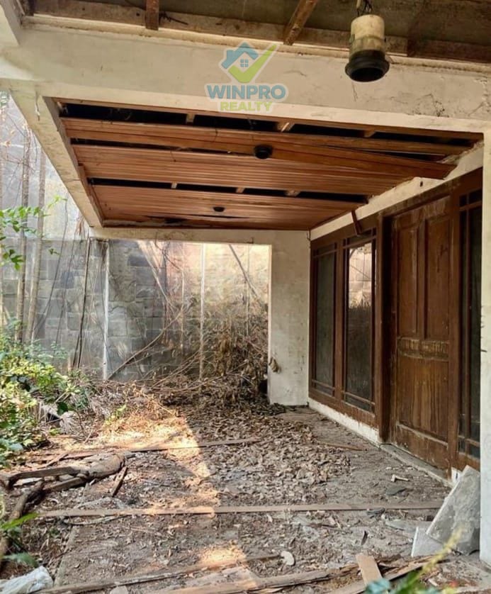 Rumah Simprug Golf Kebayoran Baru
