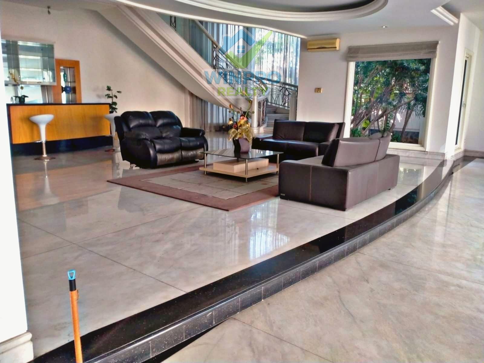Rumah Mewah PIK Ebony Golf