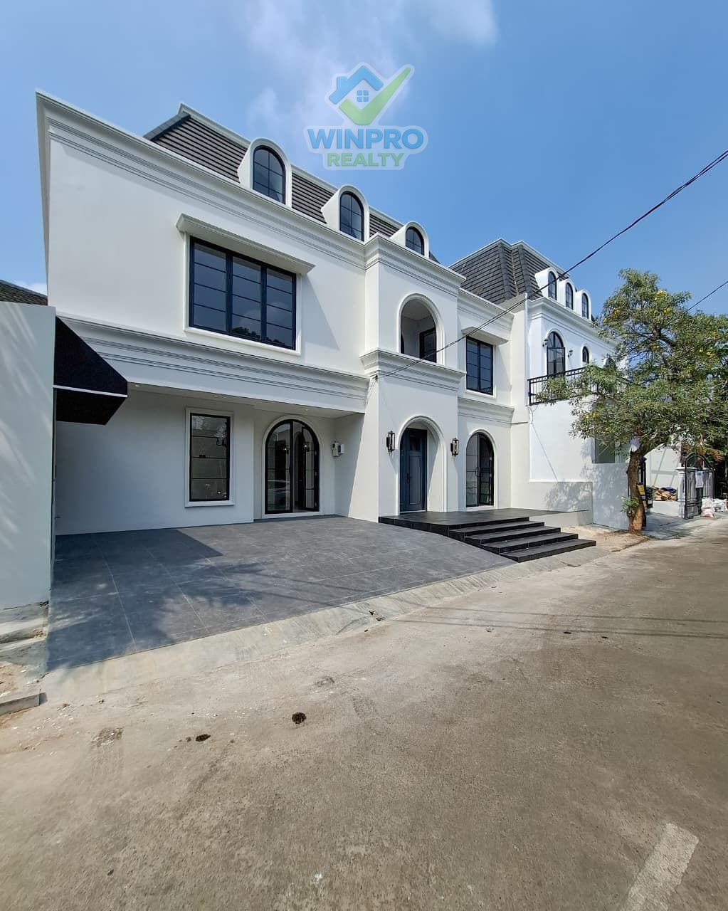 Rumah Modern Classic Bintaro Jaya Sektor 9