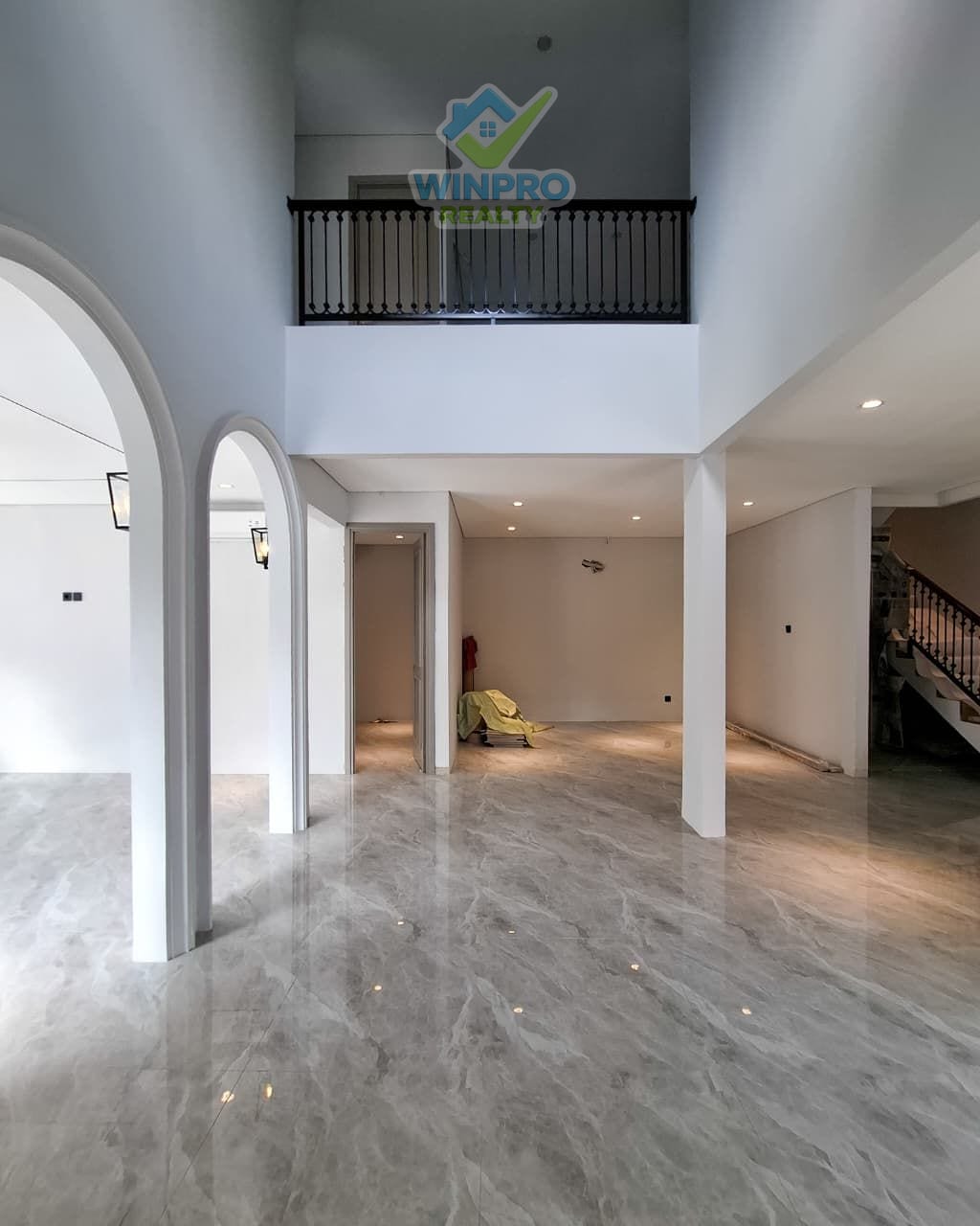 Rumah Modern Classic Bintaro Jaya Sektor 9