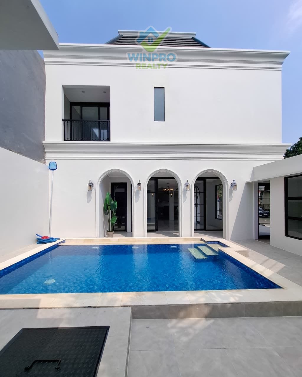 Rumah Modern Classic Bintaro Jaya Sektor 9