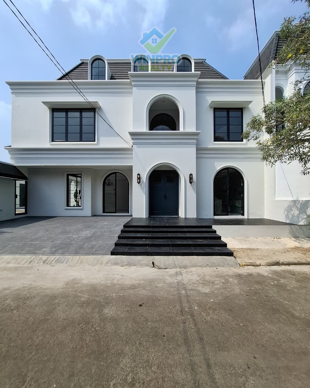 Rumah Modern Classic Bintaro Jaya Sektor 9