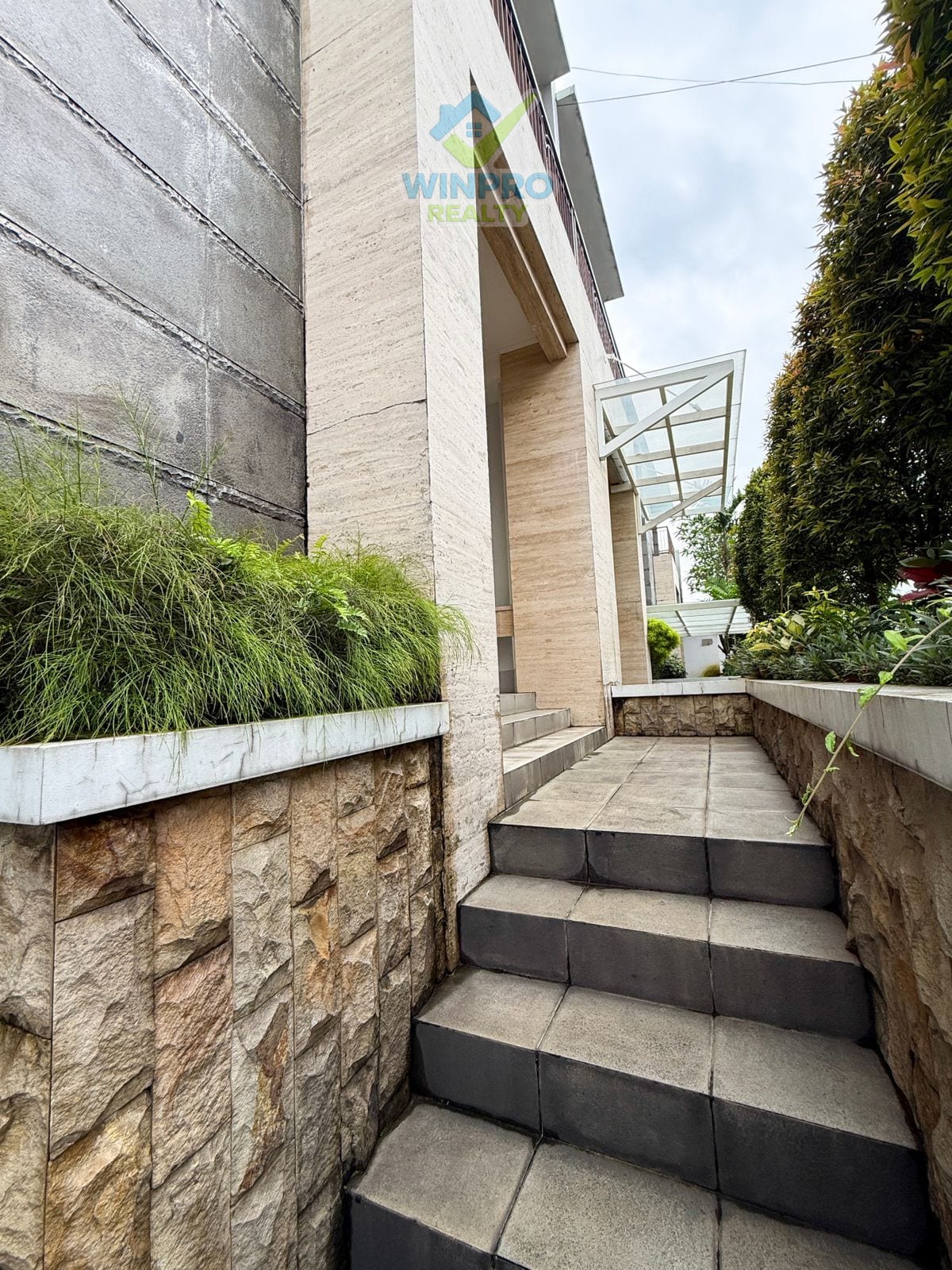 Rumah Aliya Residence Ragunan